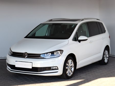 Volkswagen Touran, 2018 - pohled č. 3
