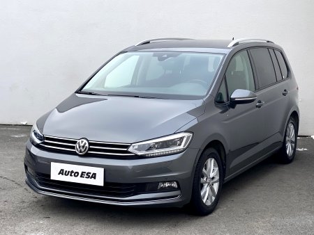 Volkswagen Touran, 2018 - pohled č. 3