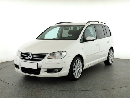Volkswagen Touran, 2009 - pohled č. 3