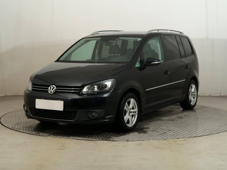 Volkswagen Touran, 2011 - pohled č. 3