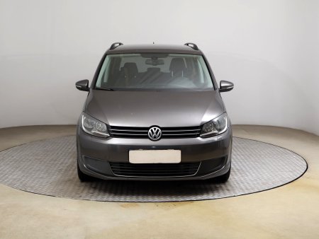 Volkswagen Touran, 2011 - pohled č. 2