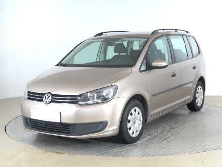 Volkswagen Touran, 2014 - pohled č. 3