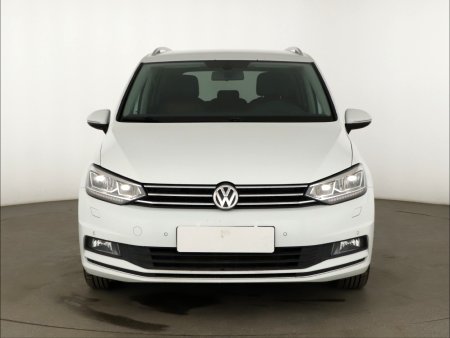 Volkswagen Touran, 2015 - pohled č. 2