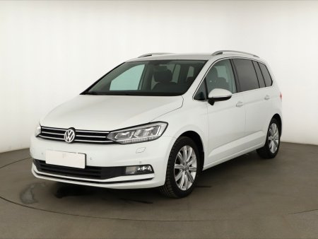 Volkswagen Touran, 2015 - pohled č. 3