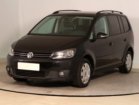 Volkswagen Touran, 2014 - pohled č. 3