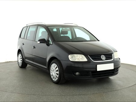 Volkswagen Touran, 2004