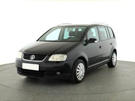 Volkswagen Touran, 2004 - pohled č. 3