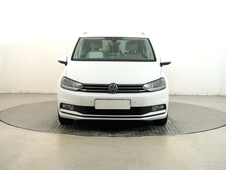 Volkswagen Touran, 2016 - pohled č. 2