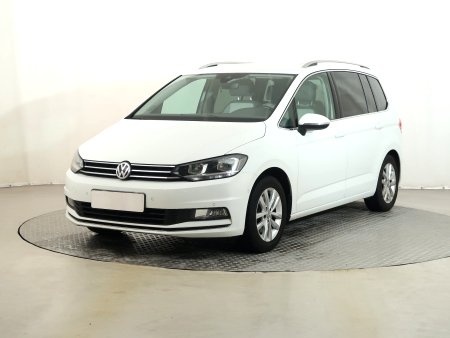 Volkswagen Touran, 2016 - pohled č. 3