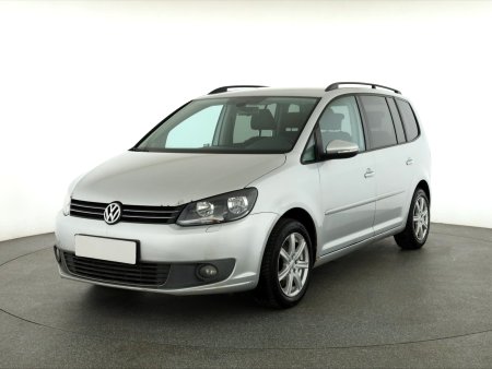 Volkswagen Touran, 2012 - pohled č. 3