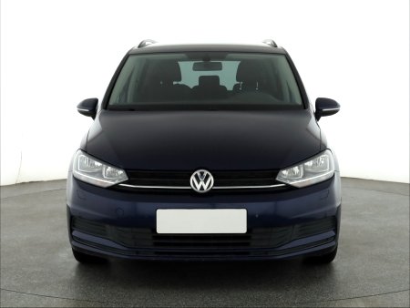 Volkswagen Touran, 2016 - pohled č. 2