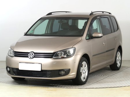 Volkswagen Touran, 2012 - pohled č. 3