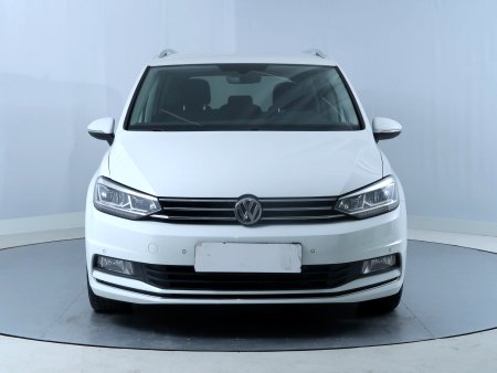 Volkswagen Touran, 2016 - pohled č. 2