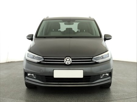 Volkswagen Touran, 2016 - pohled č. 2
