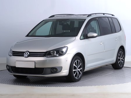 Volkswagen Touran, 2012 - pohled č. 3