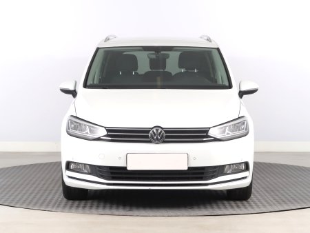 Volkswagen Touran, 2016 - pohled č. 2
