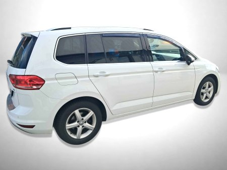 Volkswagen Touran, 2017 - pohled č. 2