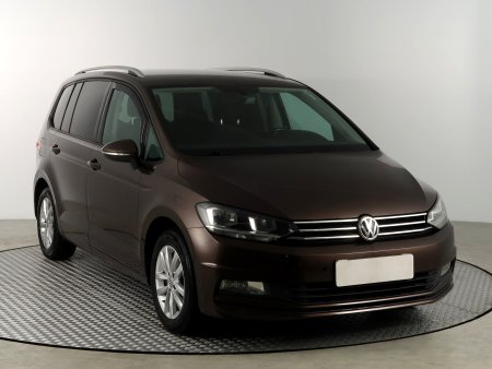 Volkswagen Touran, 2015