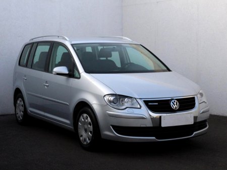 Volkswagen Touran, 2010