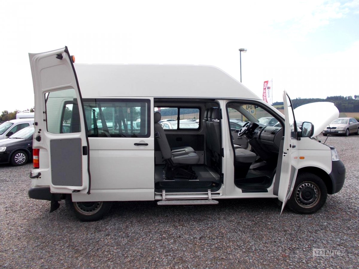 Volkswagen Transporter, 2007 - pohled č. 10