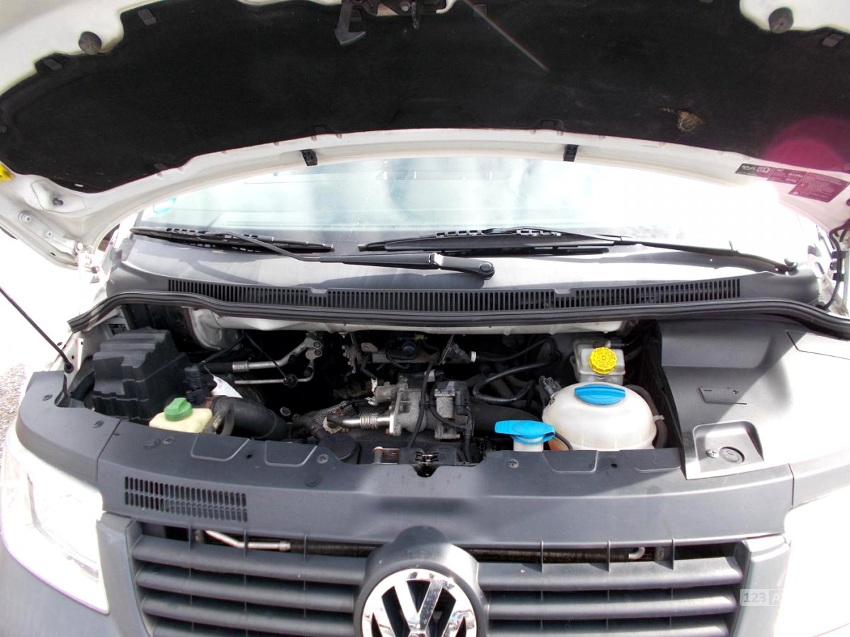 Volkswagen Transporter, 2007 - pohled č. 14