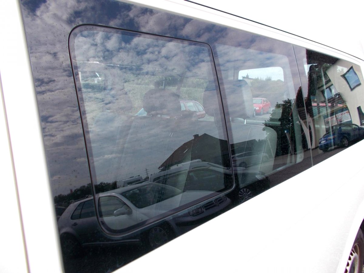 Volkswagen Transporter, 2007 - pohled č. 7