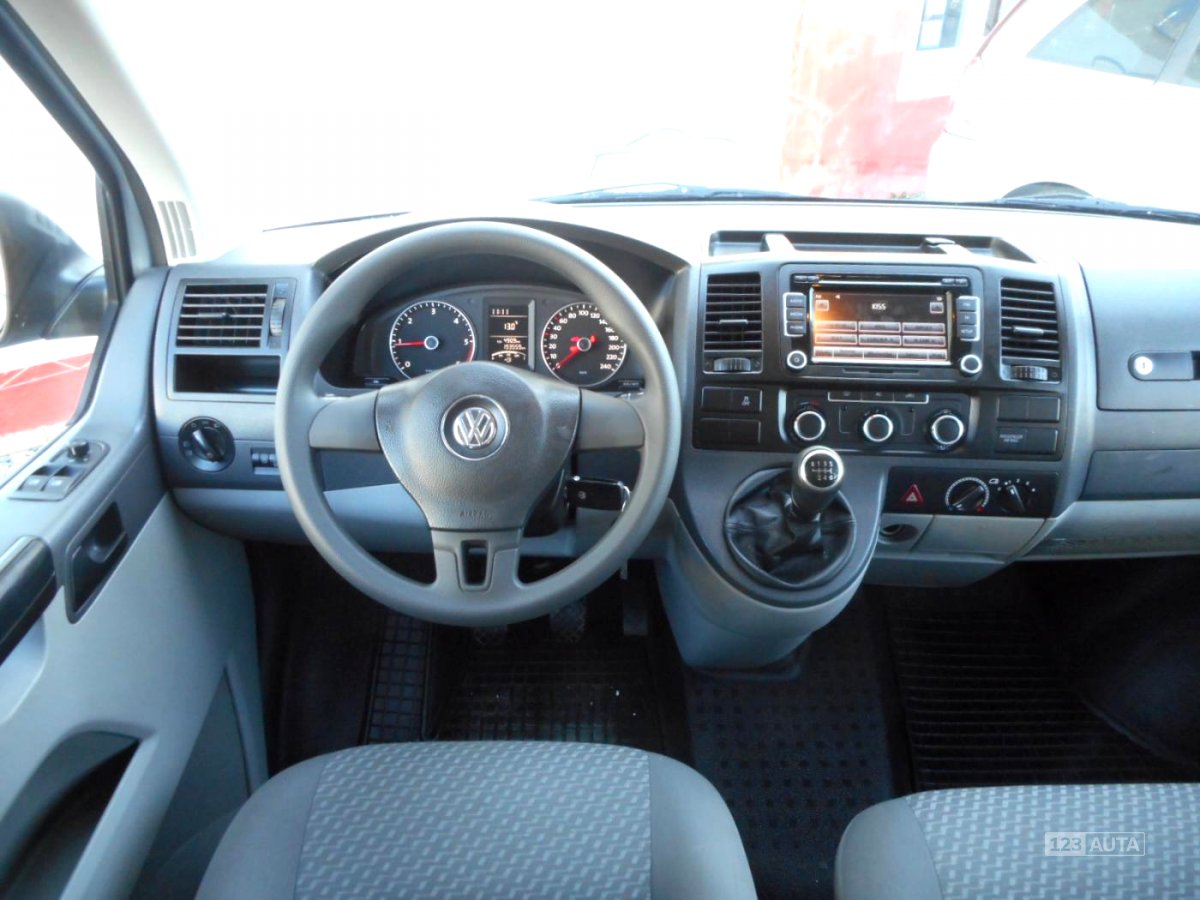 Volkswagen Transporter, 2010 - pohled č. 16