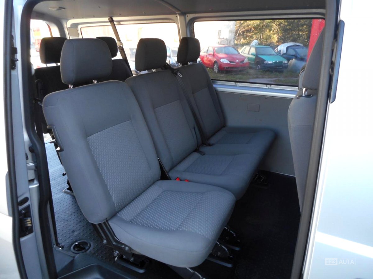 Volkswagen Transporter, 2010 - pohled č. 24