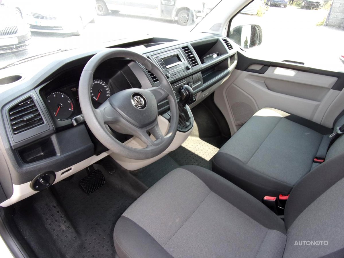 Volkswagen Transporter, 2017 - pohled č. 10