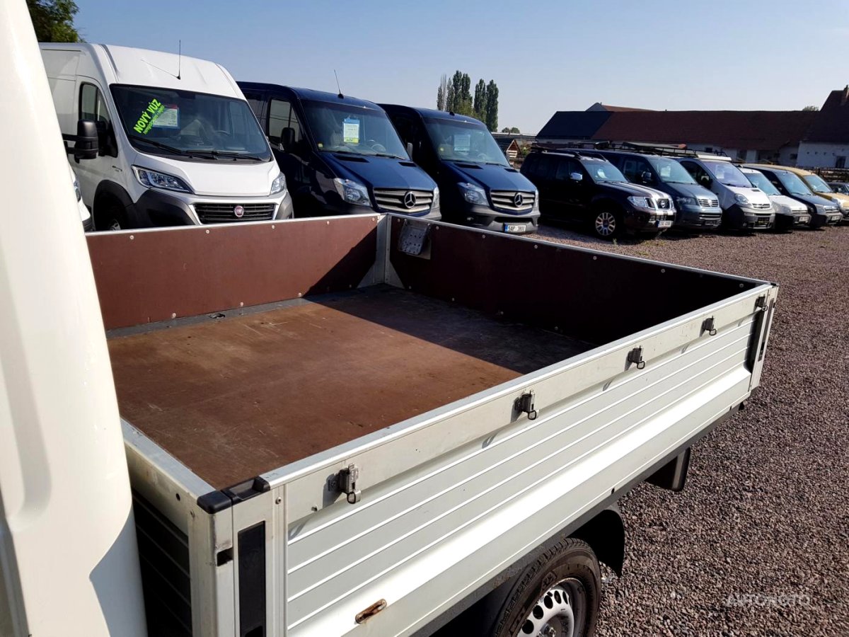 Volkswagen Transporter, 2006 - pohled č. 8