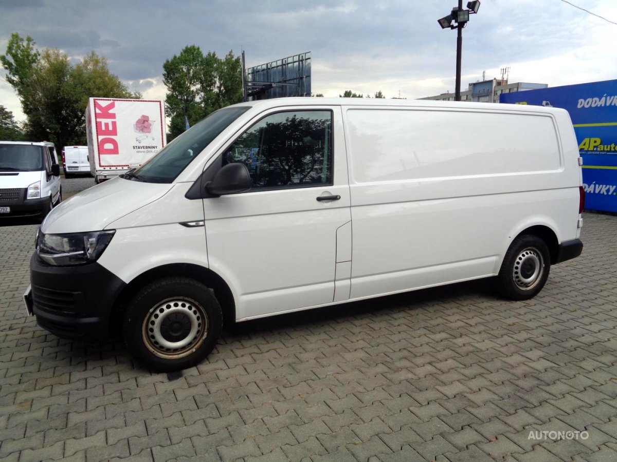 Volkswagen Transporter, 2016 - pohled č. 3