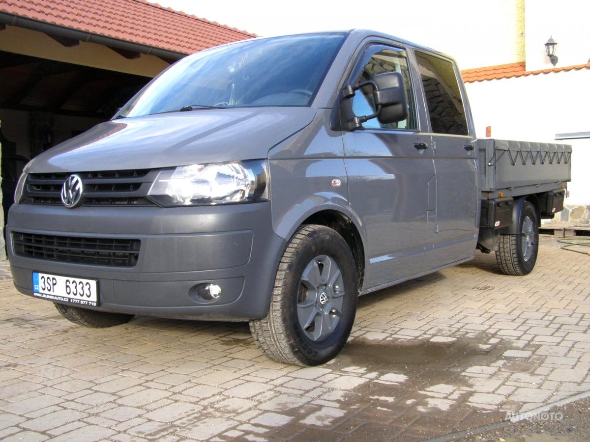 Volkswagen Transporter, 2010 - celkový pohled
