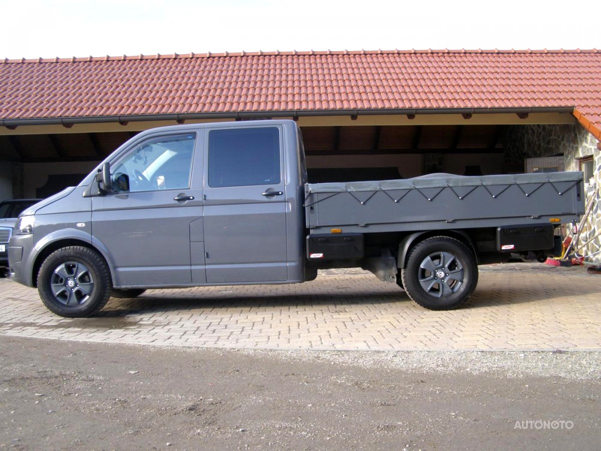 Volkswagen Transporter, 2010 - pohled č. 3