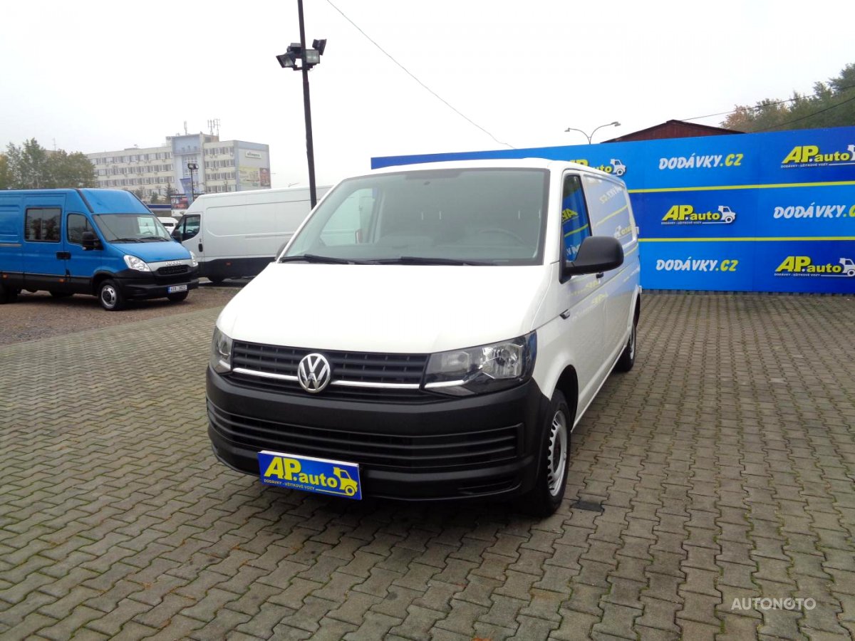 Volkswagen Transporter, 2016 - celkový pohled