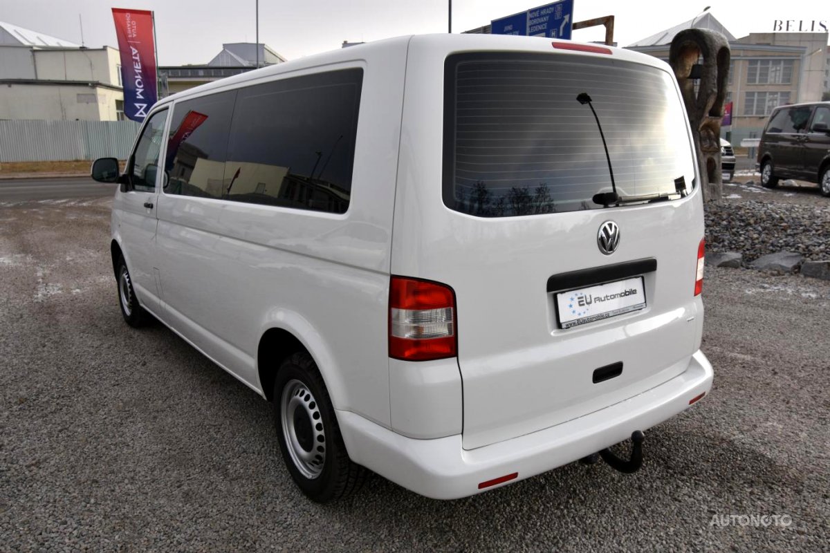 Volkswagen Transporter, 2011 - pohled č. 3