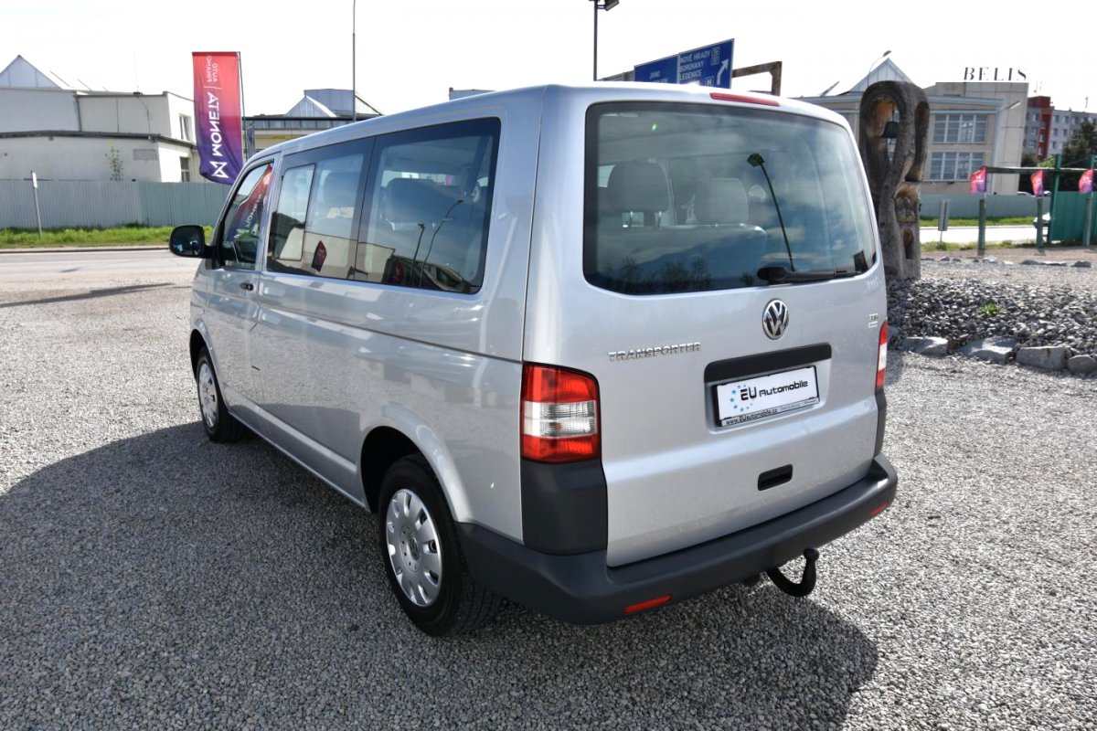 Volkswagen Transporter, 2011 - pohled č. 3