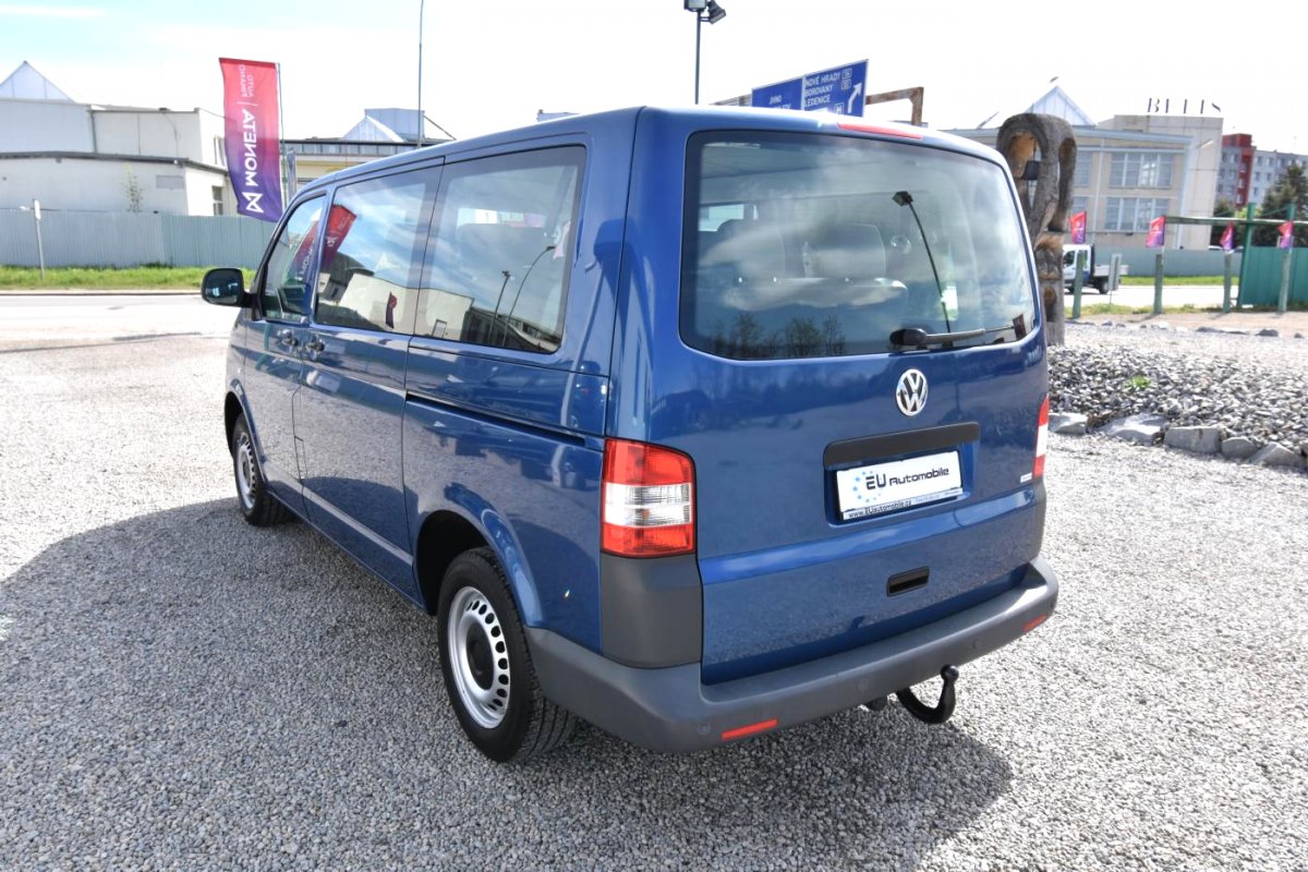 Volkswagen Transporter, 2012 - pohled č. 3