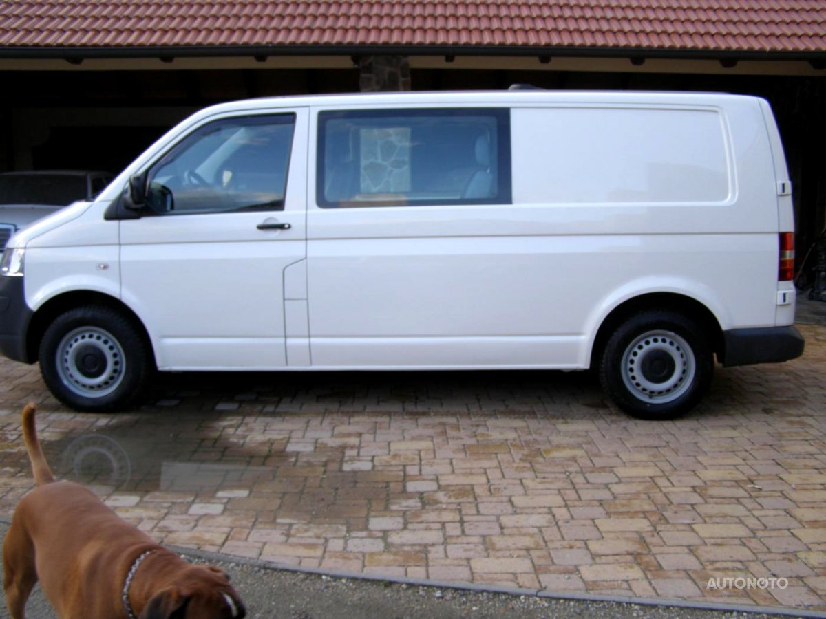 Volkswagen Transporter, 2009 - pohled č. 2