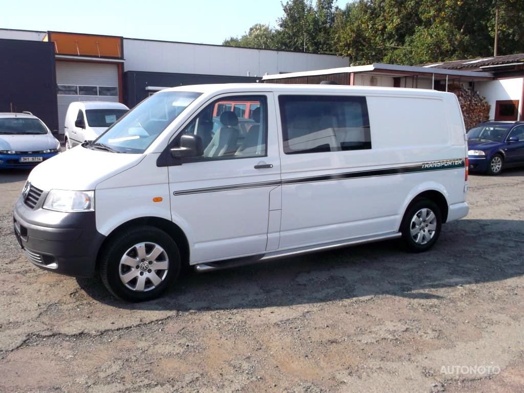 Volkswagen Transporter, 2008 - pohled č. 3