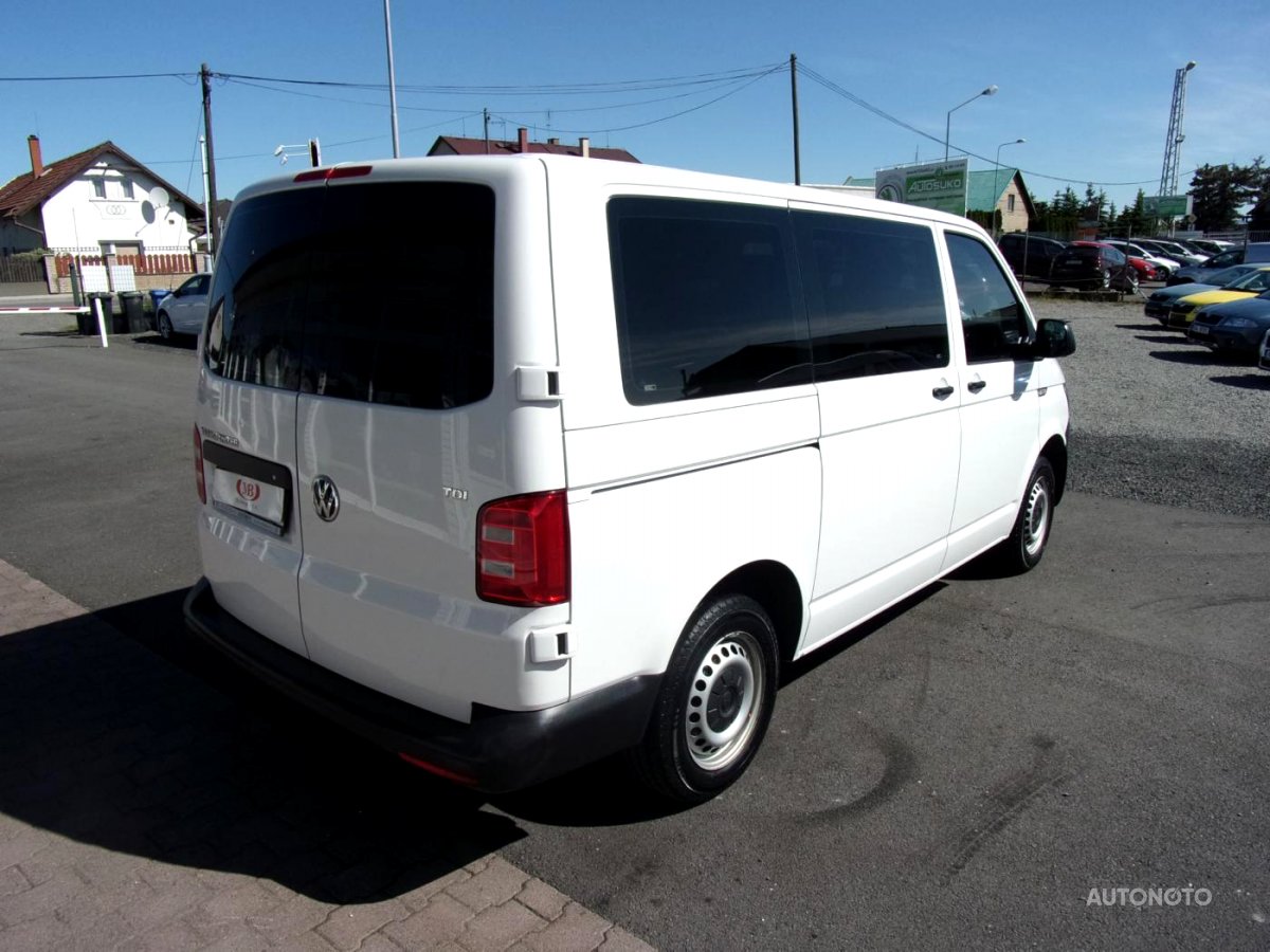 Volkswagen Transporter, 2017 - pohled č. 3