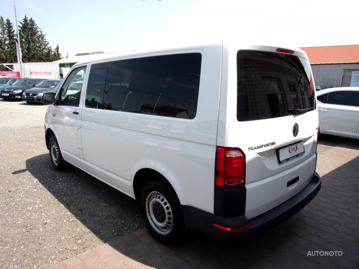 Volkswagen Transporter, 2017 - pohled č. 3