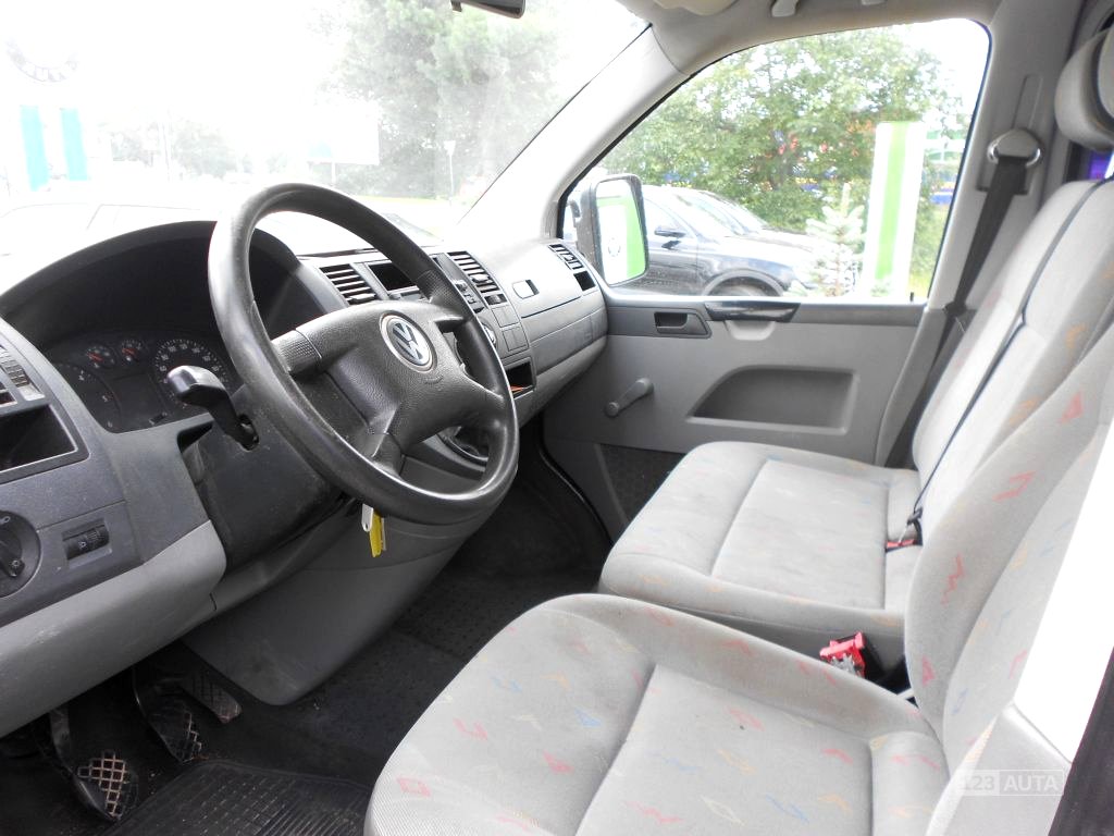 Volkswagen Transporter, 2005 - pohled č. 4
