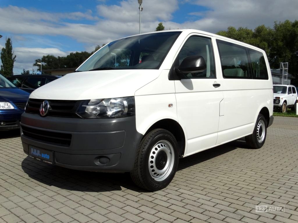 Volkswagen Transporter, 2011 - celkový pohled