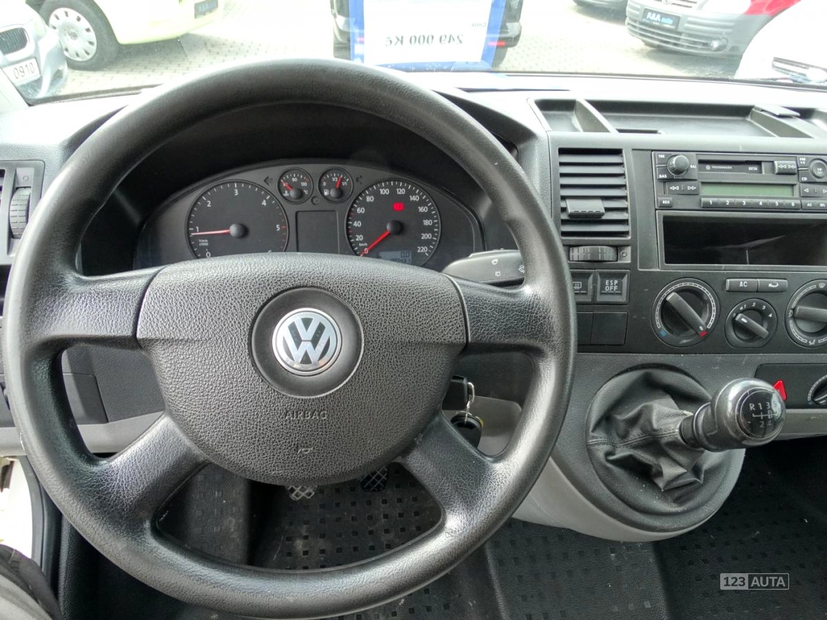 Volkswagen Transporter, 2008 - pohled č. 13