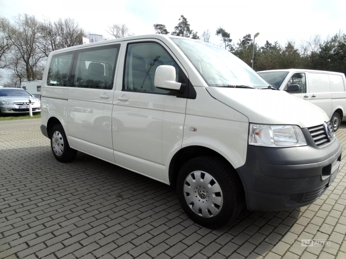 Volkswagen Transporter, 2008 - pohled č. 4