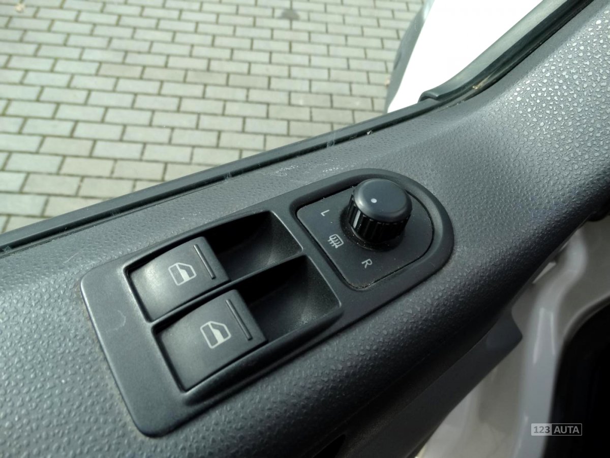 Volkswagen Transporter, 2008 - pohled č. 11