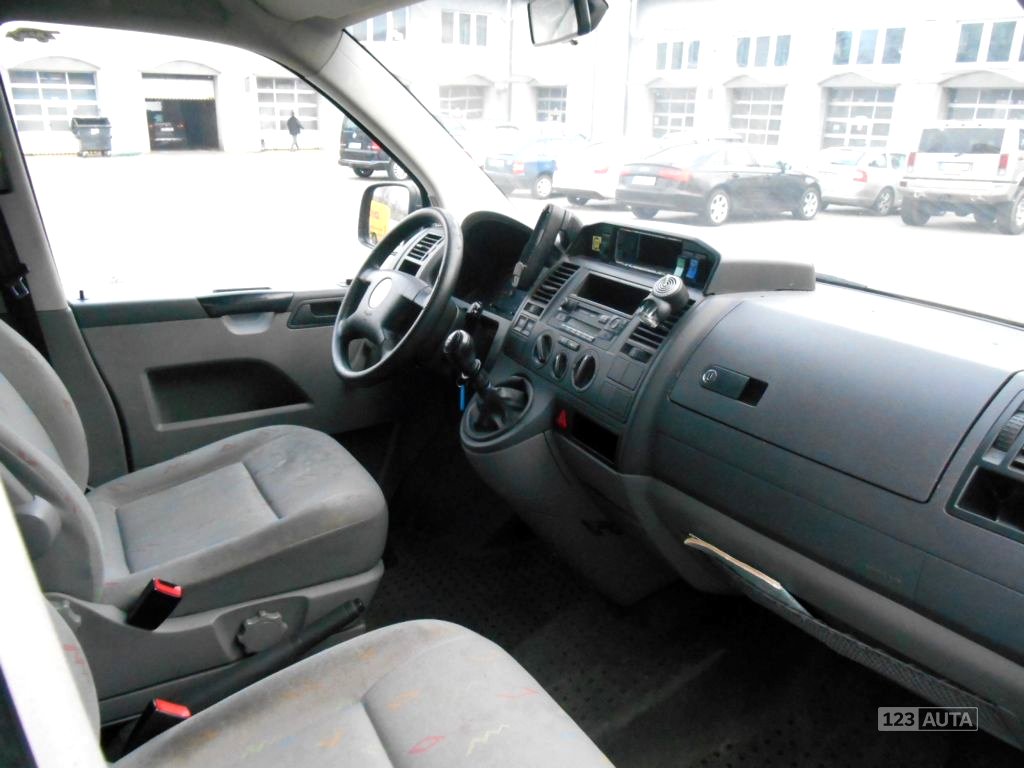 Volkswagen Transporter, 2006 - pohled č. 11
