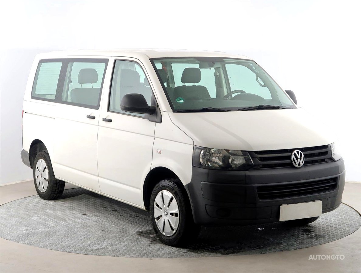 Volkswagen Transporter, 2011 - celkový pohled