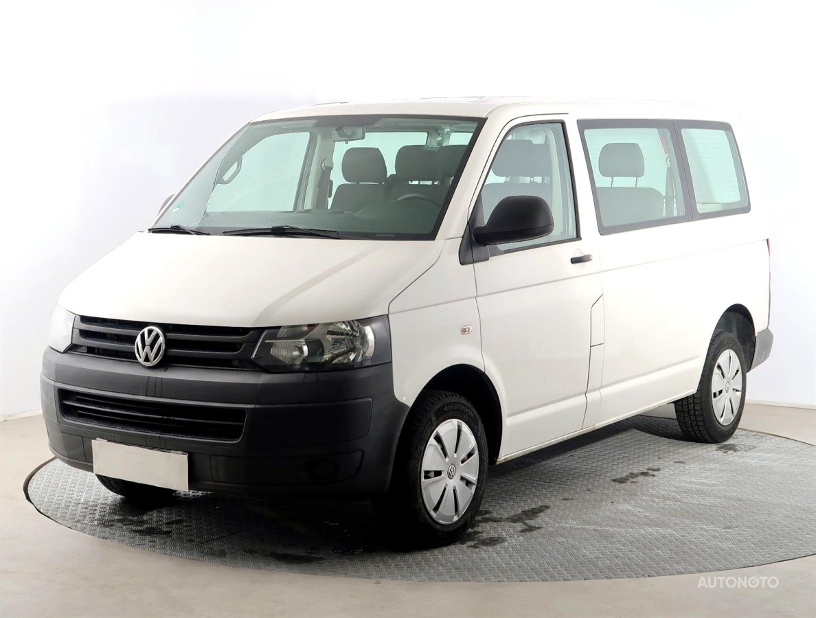 Volkswagen Transporter, 2011 - pohled č. 3