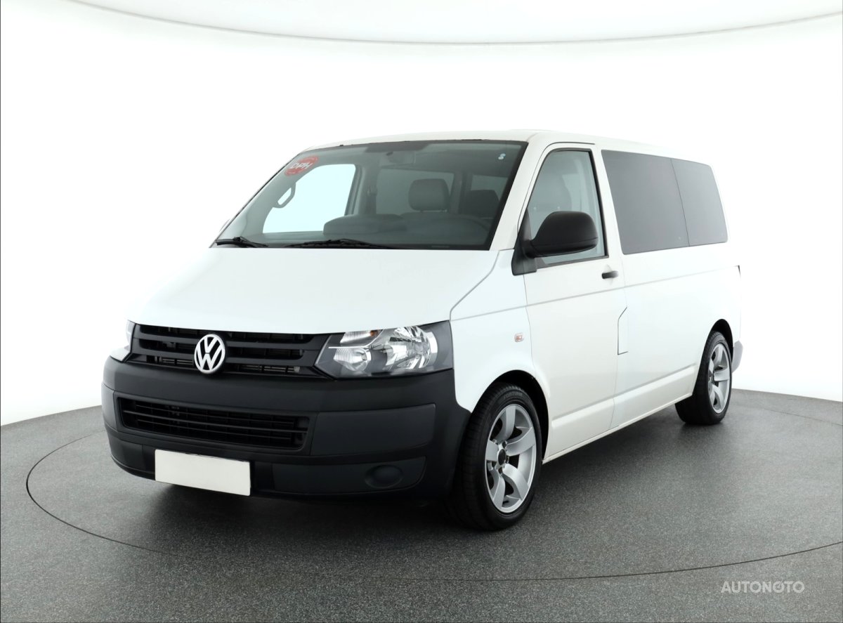 Volkswagen Transporter, 2013 - pohled č. 3